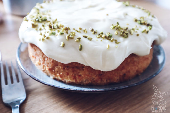 Morotskaka (Schwedischer Möhrenkuchen) - Skandinavisch Wohnen &amp; Leben