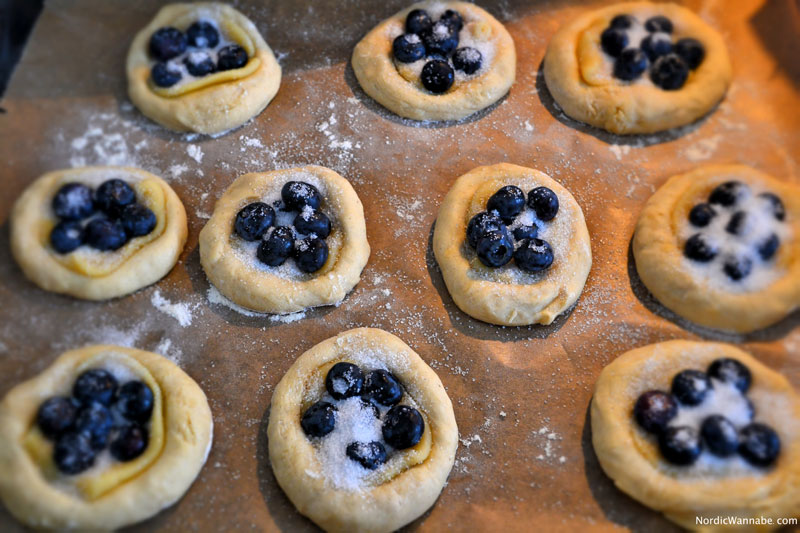 Blaubeer, Bullar, Plunder backen, Rezept, skandinavisch, Kochen, Marzipan, Kochbuch, Backbuch, Food, Viveca Sten, Schärengarten Sommer Lieblingsrezepte,