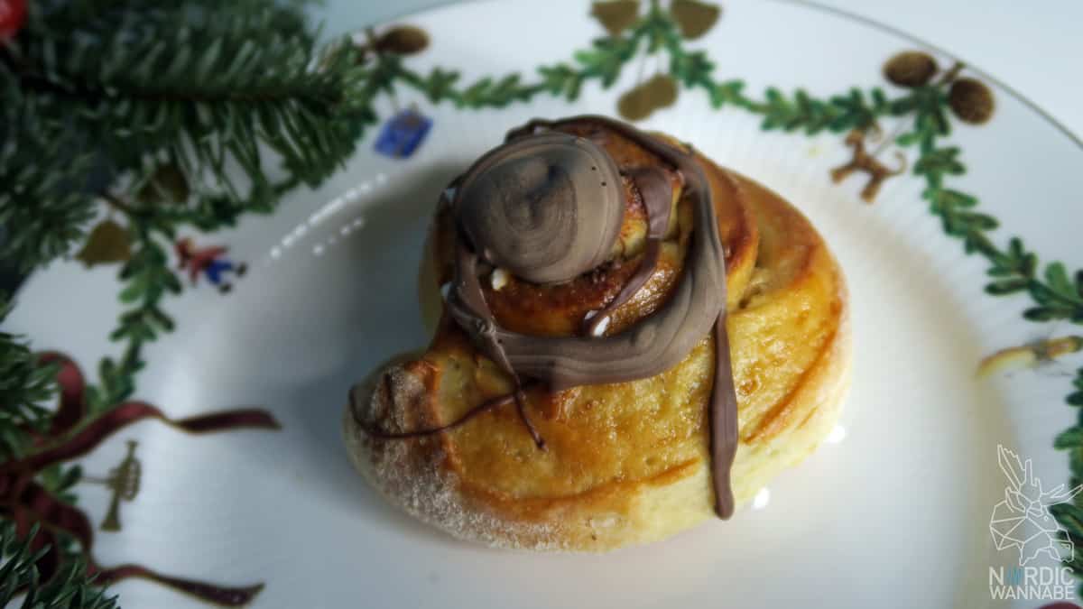 Schwedische Zimtschnecken, Blaubeerschnecken, Marzipan, Hagelzucker, Schweden, Fika, schwedisches Gebäck, Rezept, 