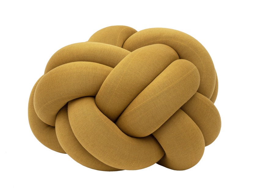 Knot Cushion